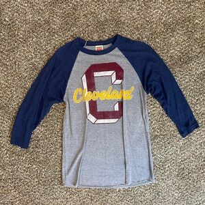 Homage CLE Henley